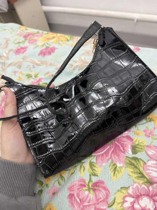 женская черная сумка