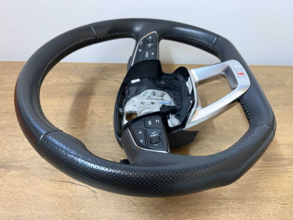 Оригинален скосен Мулти волан с перфорирана кожа Audi Q5 Ауди К5 audi