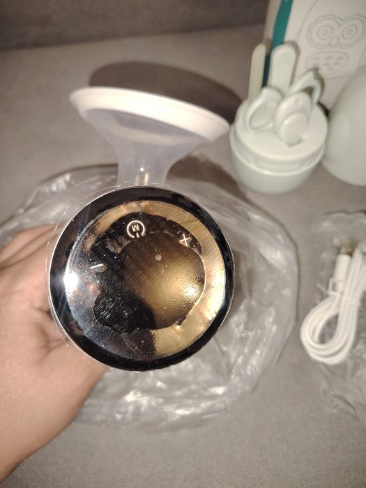 Помпа за кърма и комплект за нокти ПОДАРЪК