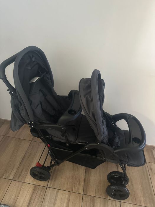 Carucior de copii cu 2 locuri