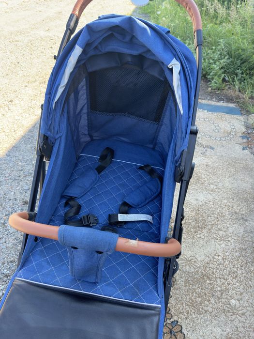 Продам детскую коляску