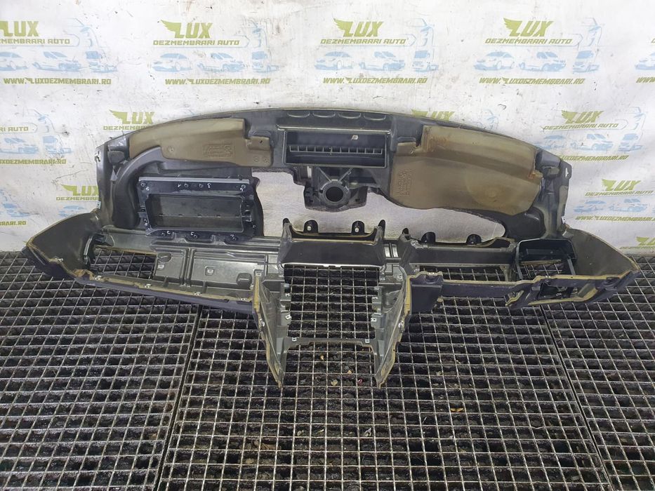 Plansa bord 7034108 BMW Seria 5 E60/E61 (2003 - 2007) 2.5 d M57D25O1 2.5 d M57D25O1 M57D25O1