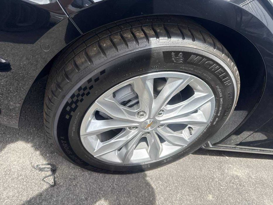 Срочно! Малибу 2 ХЛ 2024г! Без пробега! Со всеми дорогими наворотами!