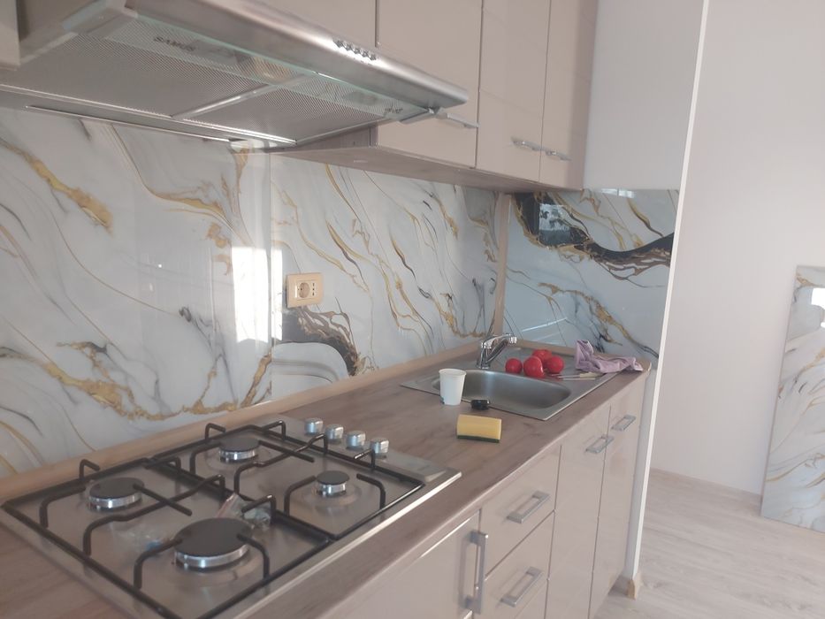 De vanzare apartament cu 2 camere renovat 50 mp etaji 4