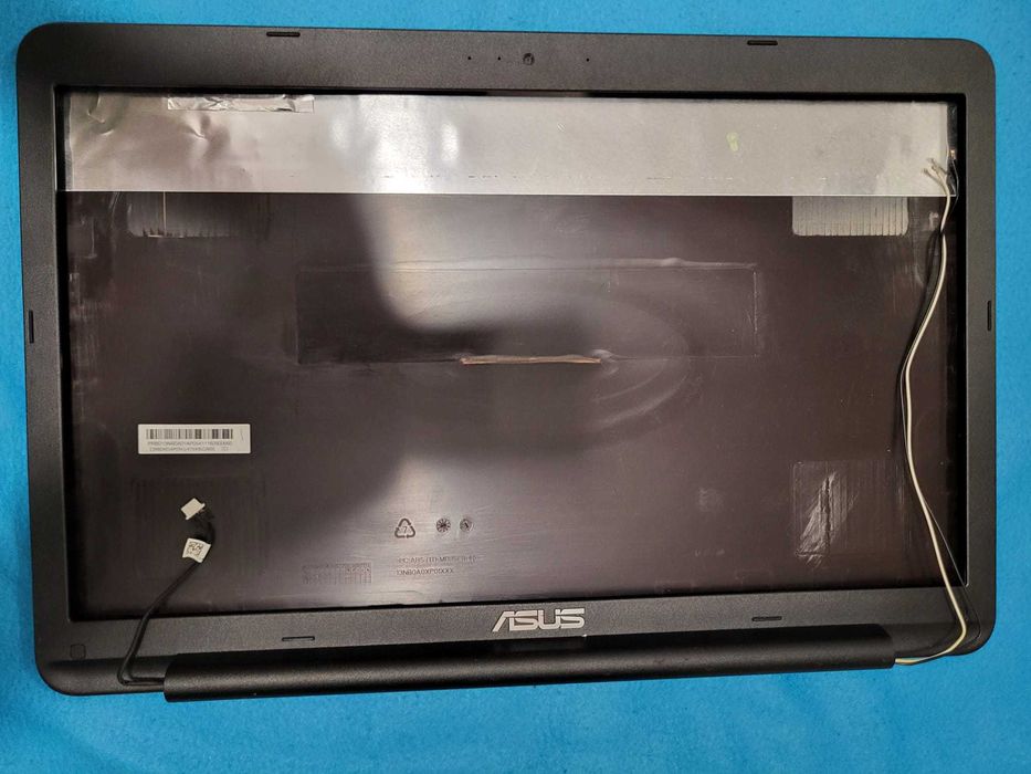 Dezmembrez laptop Toshiba Qosmio X770 / Asus F756UX-T4023D