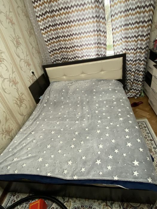Спальный гарнитур 100-150к