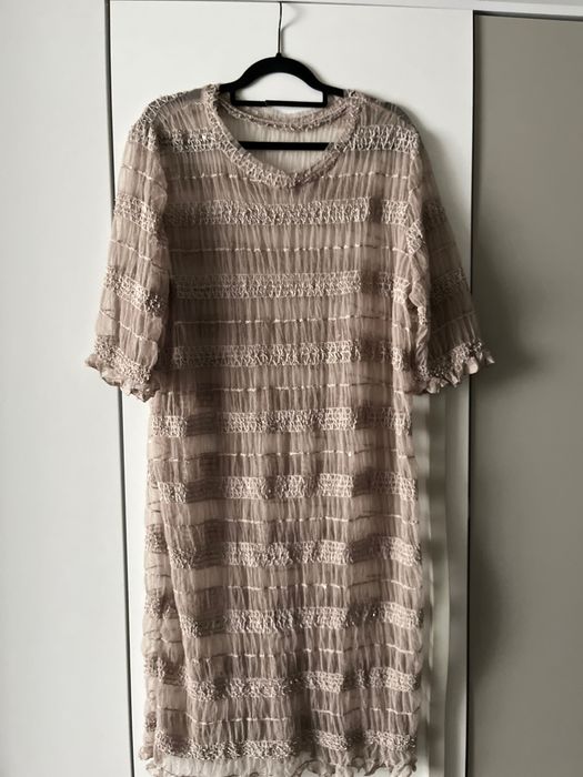 Costum cu pantalon de vanzare