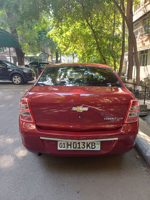 Продаётся Кобальт автомат 2020 г.выпуска,родная краска,чистый пробег,