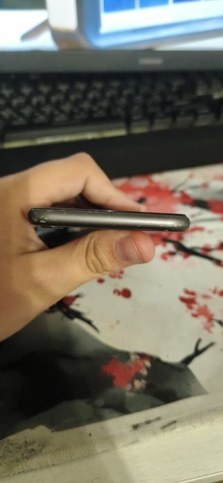 Iphone 8 64gb...