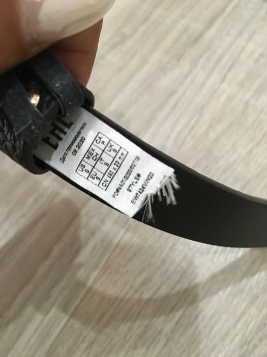 GUESS Uptown Chic / Lefia Logo-Script  дамски колан