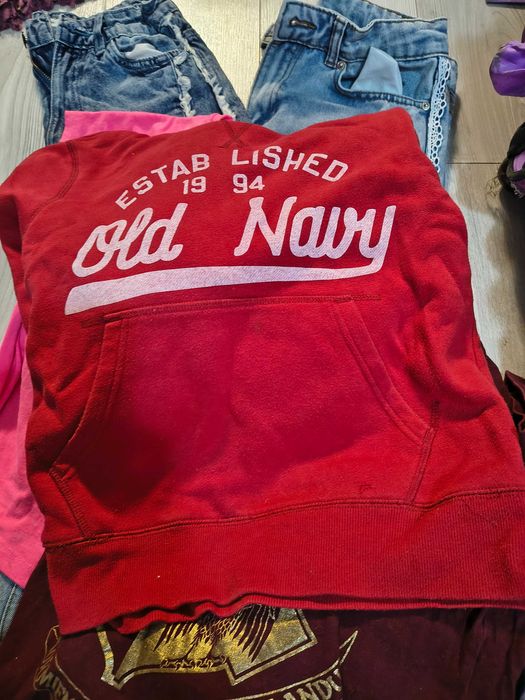 Donez haine băiat/ fata de 8-10 ani