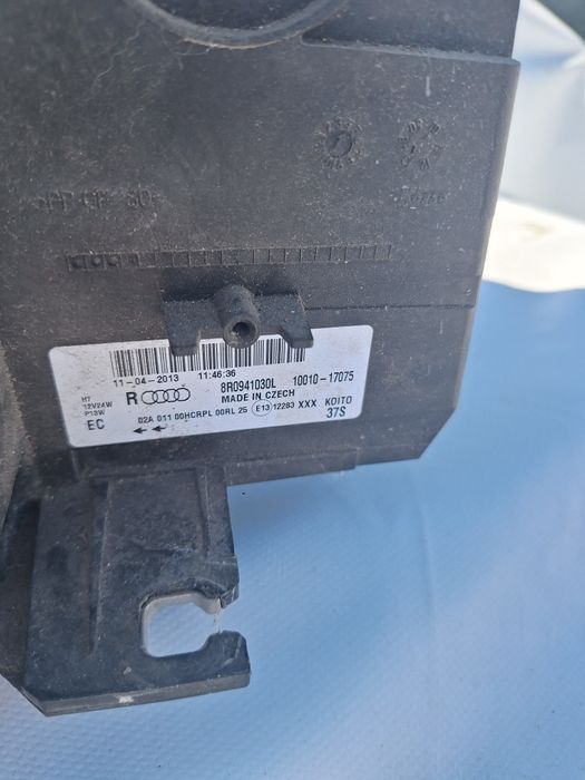 Far faruri Audi Q5 2008-2011 normale 8R0 941 003 L