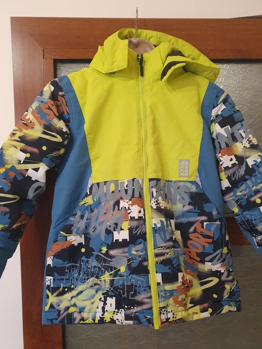 Детско зимно / за сноуборд яке на Lego