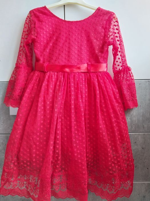 Платья на девочку на  5-6 лет