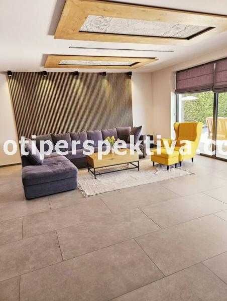 Продава се Къща в с. Марково, Област Пловдив - 365 кв.м за 2000 €/кв.м - Снимка #2