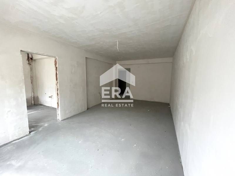 Тристаен апартамент ново строителство за продажба