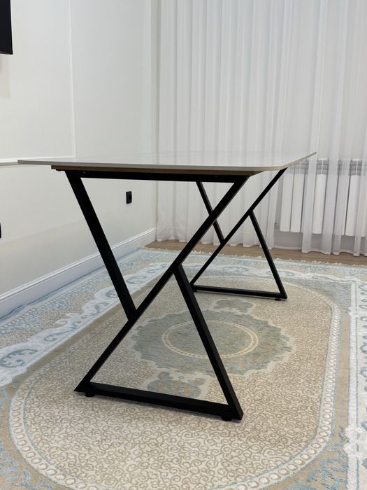 Продам стол 75*150 новый