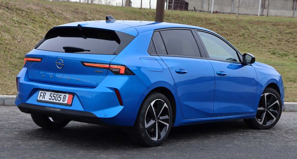 Opel Astra L / 2023 / 180 CP / 1.6 Turbo / Hybrid / Full Led/Carplay