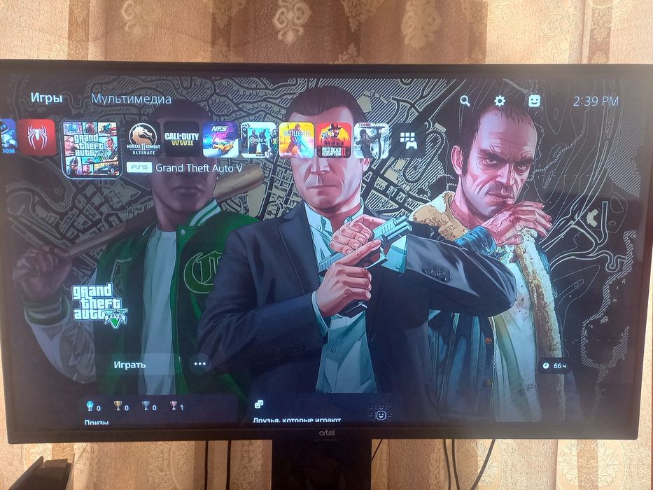 PS5 slim holati ideal tiniq 2 original djoystik bor o'yinlar yozilgan