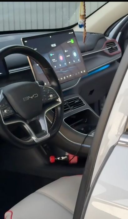 BYD Chazor eng fuli, 4-pozitsiya