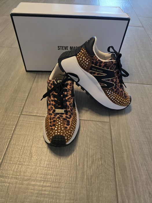 Adidasi Steve Madden