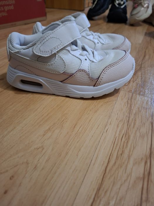 Маратонки nike рр 27