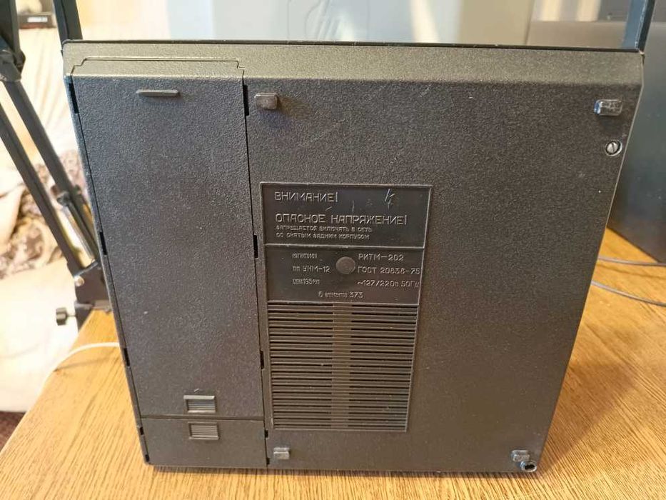 Кассетный магнитофон "Ритм-202"