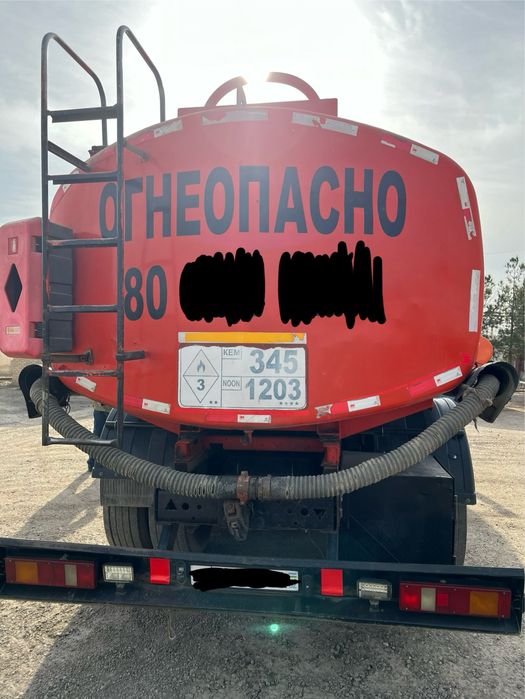 КамАЗ 53212 бензовоз в идеальном состаянии