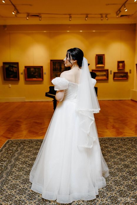 продам платье свадебное.