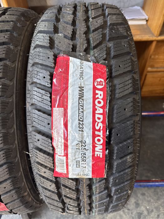 225/55/17 Roadstone 97T