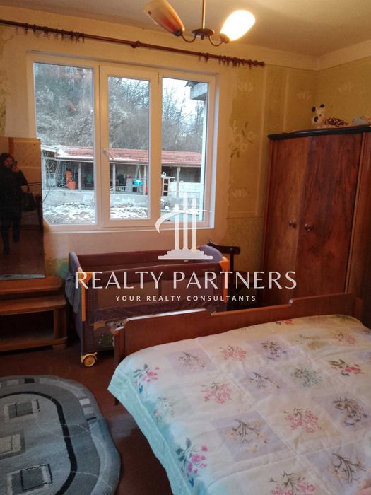 Продава се Къща в Перник, Църква - 164 кв.м за 398 €/кв.м - Снимка #6