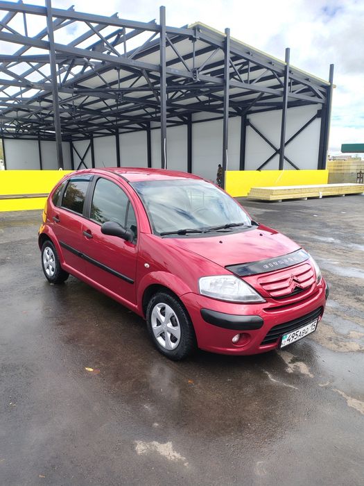 Автомобиль Ситроен