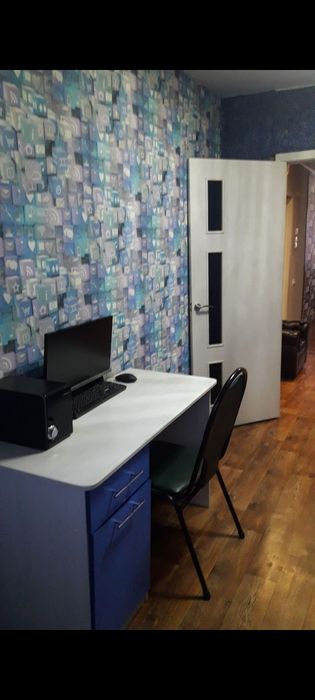 Продам квартиру 3-х комнатную