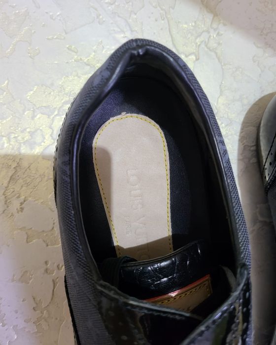 Продам мужскую обувь Louis Vuitton