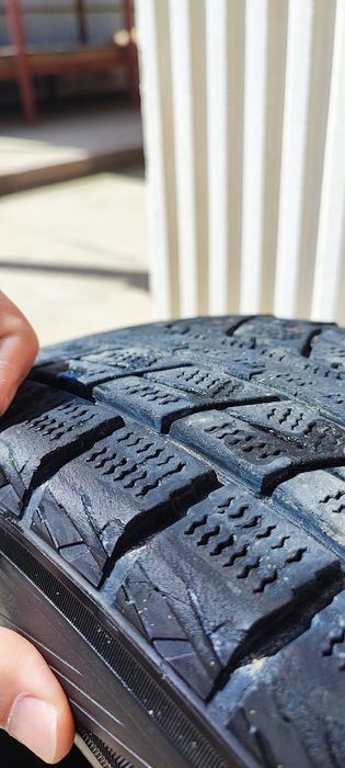 Шины зимние Dunlop 17