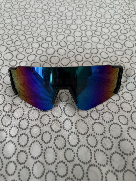 Слънчеви очила.