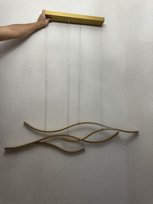 Продам люстру новую дизайнерскую