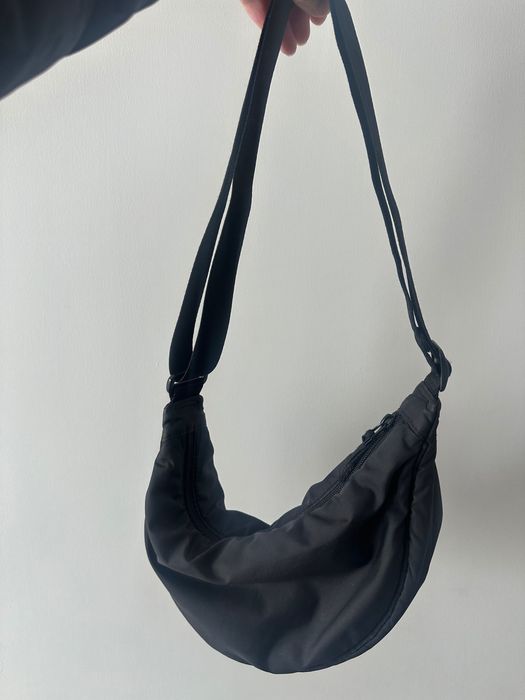 Сумка банана Uniqlo