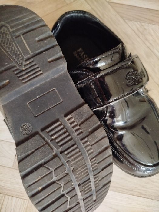 Детские туфли для девочки