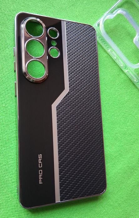 Husa Lux sticla-carbon Samsung S26 Ultra!