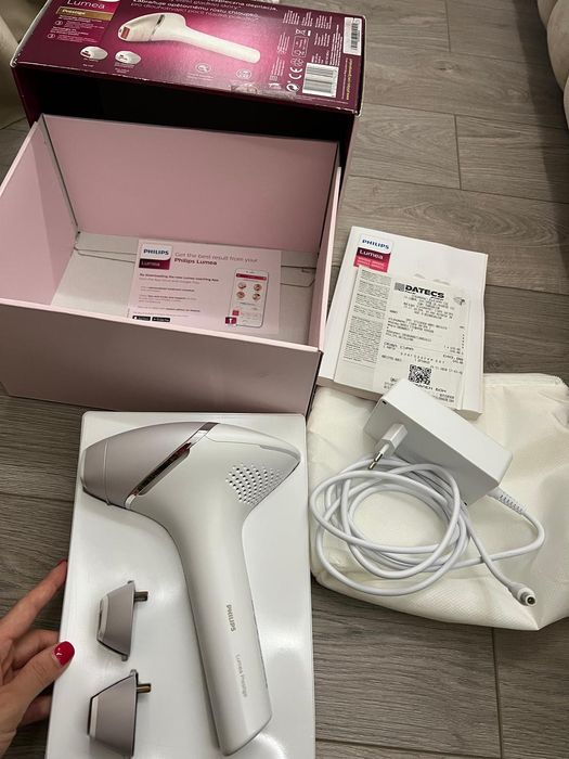 Фотоепилатор Philips Lumea Prestige IPL BRI953/00