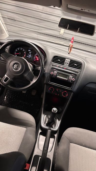 VOLKSWAGEN Polo 2011 — imagine 2