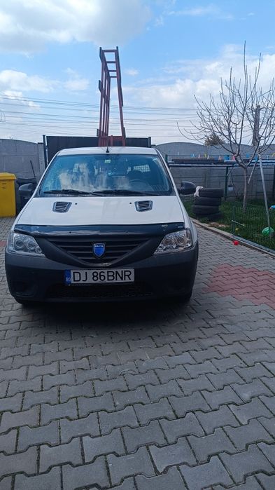 Vând Logan pikup 1.5 2009!!