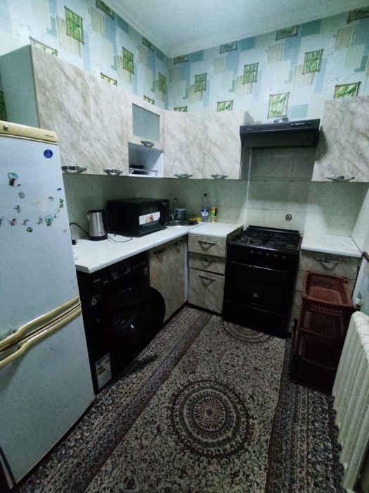 Сдаю квартиру в аренду чилонзар 6квартал 2комнат 2этаж РАЗДЕЛКА