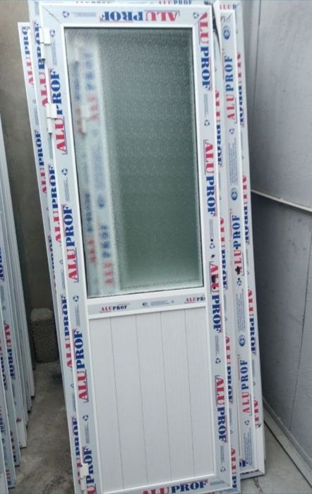 Двери Готовы Алюминиевые есть разные размеры