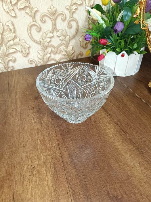 Хрустальная Ваза.