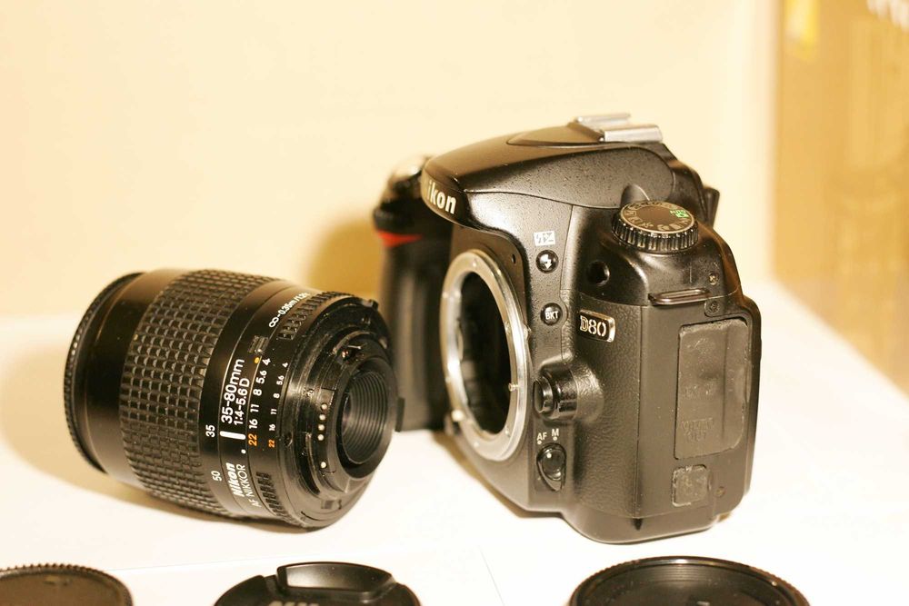 Nikon D80 digital SLR