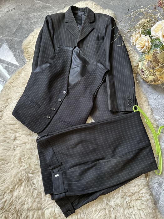 Костюм для школьника, тройка.