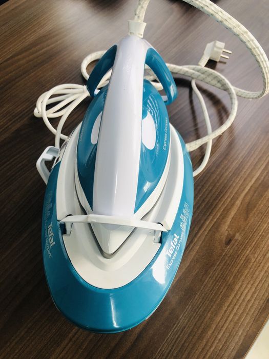 Ютия с парогенератор Тефал