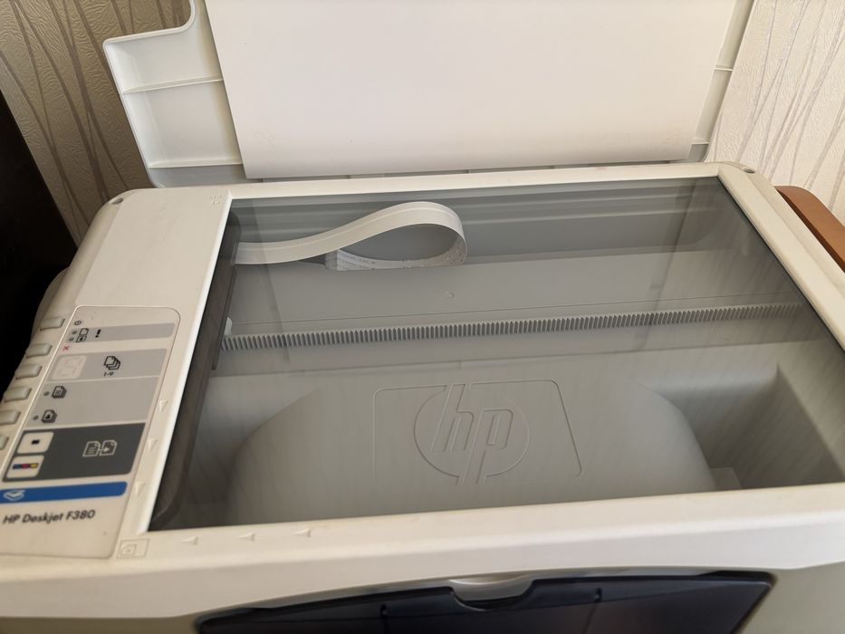 Принтер HP deskjet F380